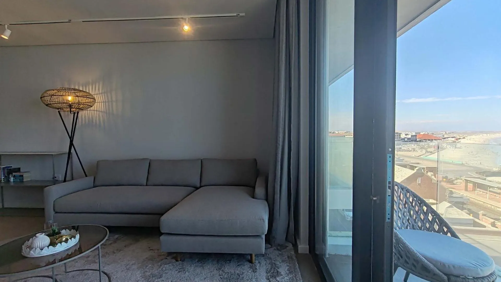 Apartment Wavescape Stylish Beach Getaway Muizenberg South Africa