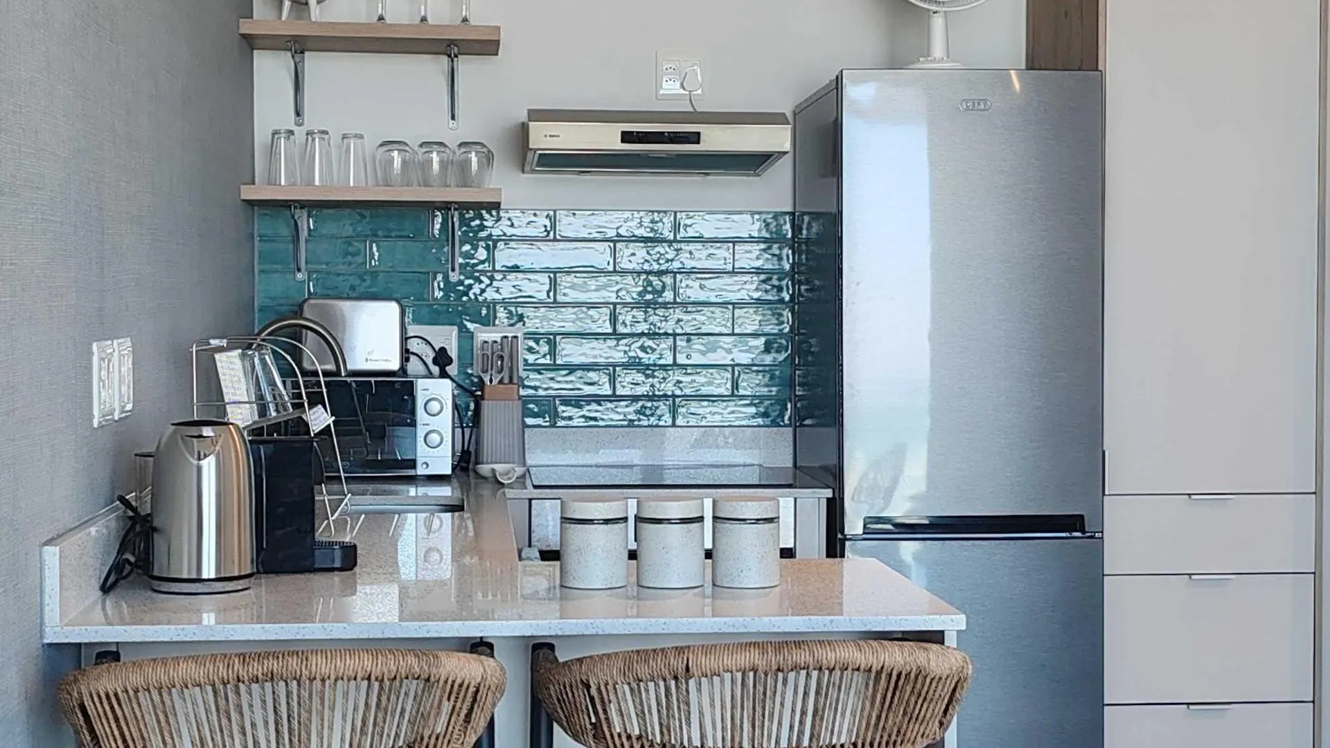 Wavescape Stylish Beach Getaway Muizenberg 0*,  South Africa